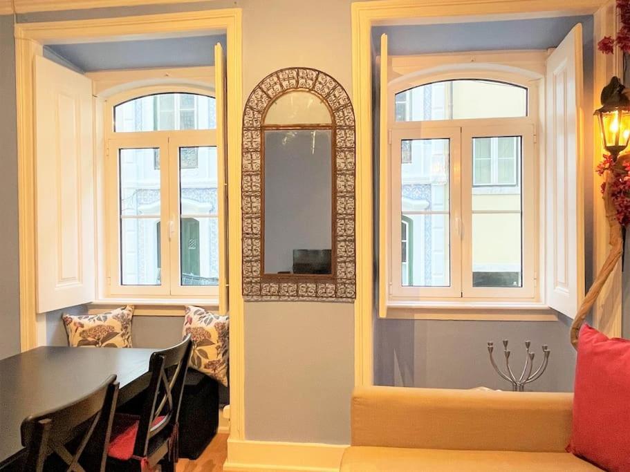 Mc Warm Romantic 3br2ba @ Trendy Principe Real Apartment Lissabon